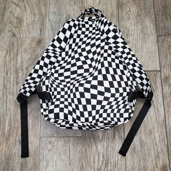 NWOT Black and white checkered backpack - Picture 11 of 12